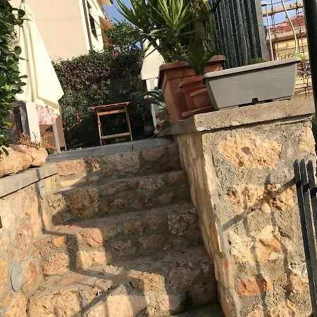 Rebyhouse * Pietra Ligure